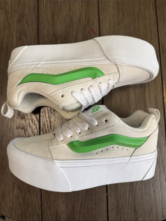 Vans Shoes - Women’s Vans Kids Cream Suede Green Stripe Knu Stack Platform Sneakers size 6.5